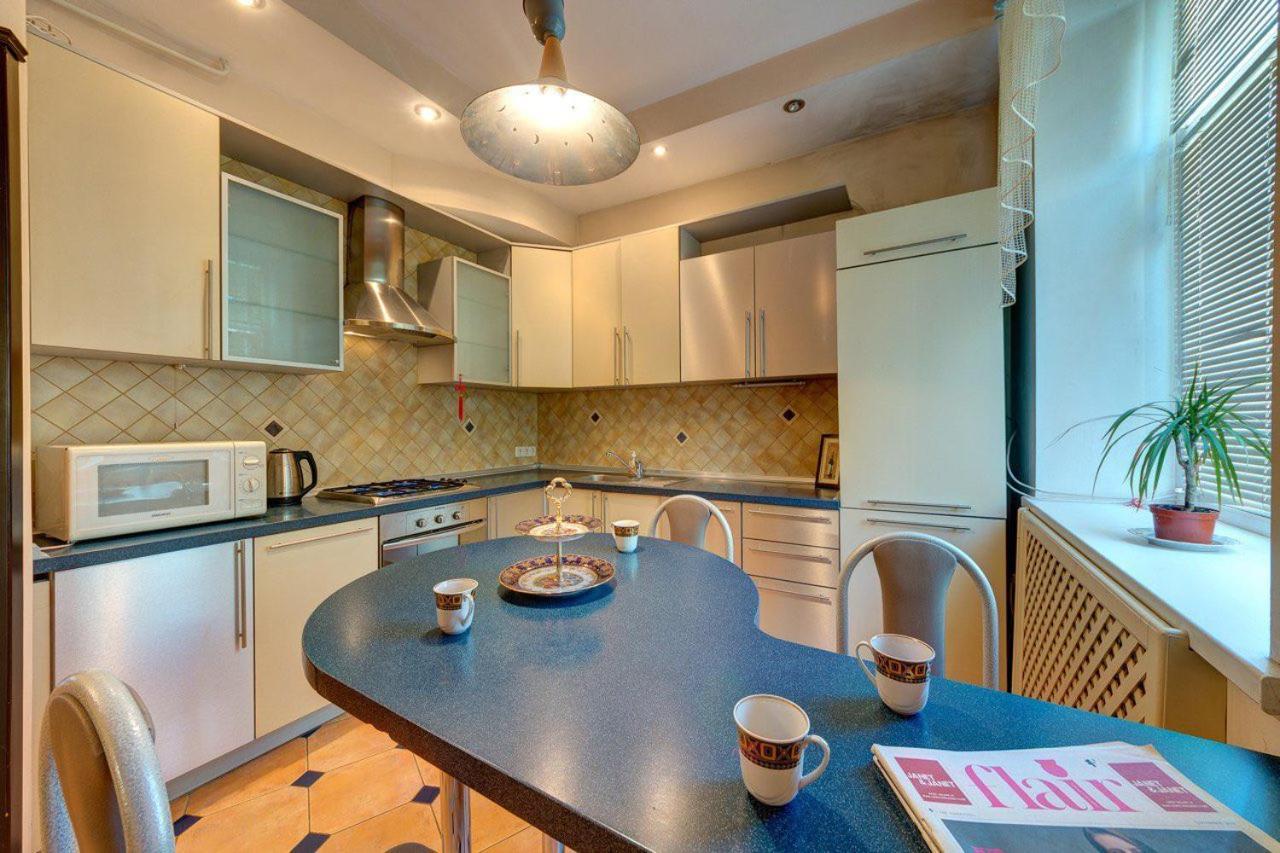 Apartments With Three Rooms On Shevchenko Blvd Kiev Exterior foto